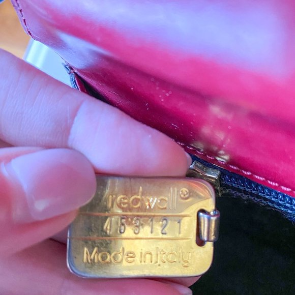 Moschino by Redwall Vintage Red Patent Leather Heart Handbag - Picture 4 of 5